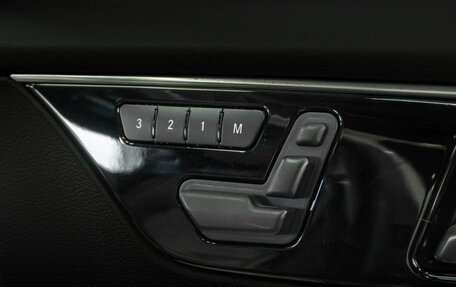 Infiniti Q30, 2017 год, 3 200 000 рублей, 27 фотография