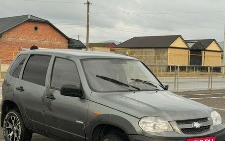 Chevrolet Niva I рестайлинг, 2010 год, 350 000 рублей, 1 фотография
