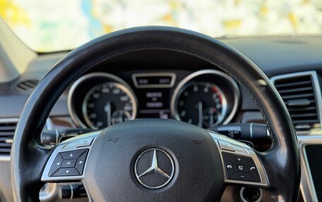 Mercedes-Benz M-Класс, 2011 год, 1 870 000 рублей, 12 фотография