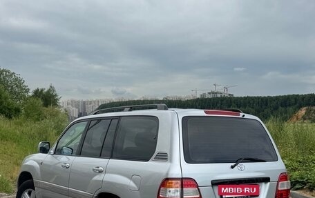 Toyota Land Cruiser 100 рестайлинг 2, 2005 год, 2 500 000 рублей, 4 фотография