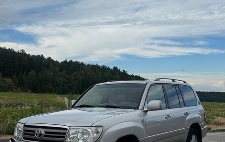 Toyota Land Cruiser 100 рестайлинг 2, 2005 год, 2 500 000 рублей, 2 фотография