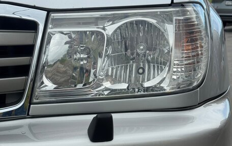 Toyota Land Cruiser 100 рестайлинг 2, 2005 год, 2 500 000 рублей, 12 фотография