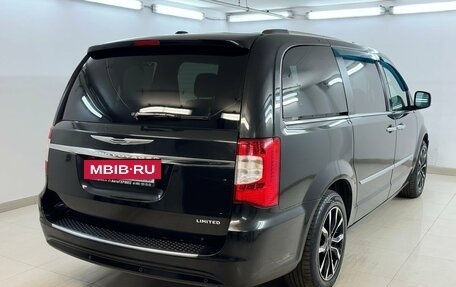 Chrysler Voyager IV, 2014 год, 1 280 000 рублей, 4 фотография