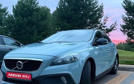 Volvo V40 Cross Country I, 2017 год, 2 150 000 рублей, 1 фотография