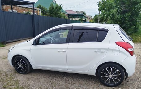 Hyundai i20 IB рестайлинг, 2010 год, 660 000 рублей, 4 фотография
