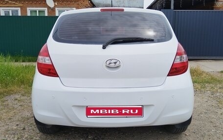 Hyundai i20 IB рестайлинг, 2010 год, 660 000 рублей, 3 фотография