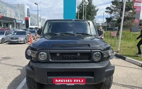 Toyota FJ Cruiser, 2009 год, 2 000 000 рублей, 2 фотография