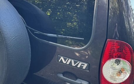 Chevrolet Niva I рестайлинг, 2017 год, 710 000 рублей, 4 фотография