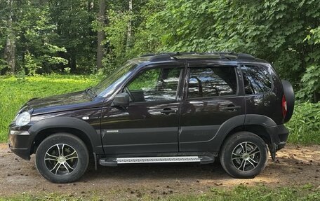 Chevrolet Niva I рестайлинг, 2017 год, 710 000 рублей, 18 фотография