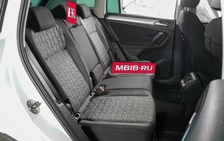 Volkswagen Tiguan II, 2021 год, 2 349 000 рублей, 7 фотография