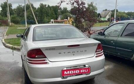 Dodge Stratus II, 2003 год, 250 000 рублей, 4 фотография