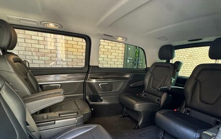 Mercedes-Benz V-Класс, 2019 год, 6 050 000 рублей, 11 фотография