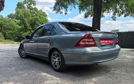 Mercedes-Benz C-Класс, 2003 год, 650 000 рублей, 10 фотография