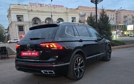 Volkswagen Tiguan II, 2022 год, 4 250 000 рублей, 3 фотография