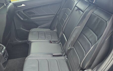 Volkswagen Tiguan II, 2022 год, 4 250 000 рублей, 7 фотография