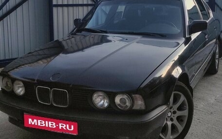 BMW 5 серия, 1991 год, 400 000 рублей, 1 фотография