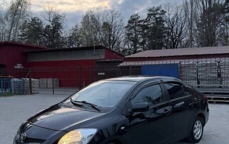 Toyota Yaris III рестайлинг, 2007 год, 655 000 рублей, 8 фотография