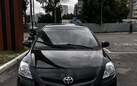 Toyota Yaris III рестайлинг, 2007 год, 655 000 рублей, 2 фотография