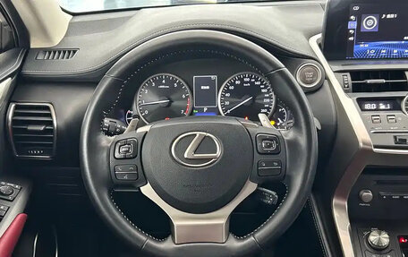 Lexus NX I, 2021 год, 2 700 000 рублей, 15 фотография
