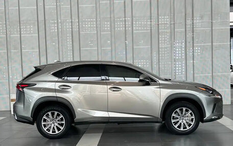 Lexus NX I, 2021 год, 2 700 000 рублей, 4 фотография