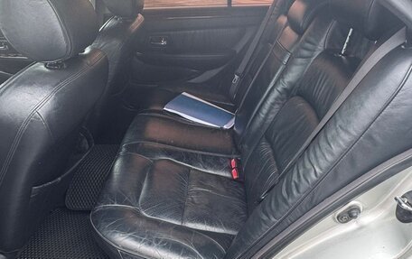 Toyota Brevis, 2003 год, 675 000 рублей, 13 фотография