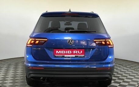 Volkswagen Tiguan II, 2020 год, 2 200 000 рублей, 5 фотография