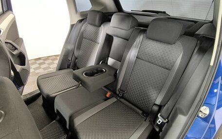 Volkswagen Tiguan II, 2020 год, 2 200 000 рублей, 14 фотография