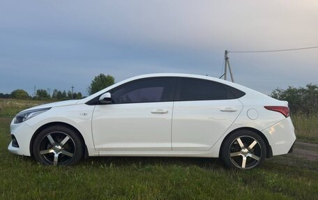 Hyundai Solaris II рестайлинг, 2019 год, 1 450 000 рублей, 3 фотография