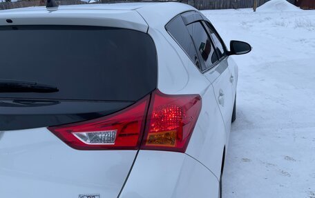 Toyota Auris II, 2013 год, 1 170 000 рублей, 4 фотография