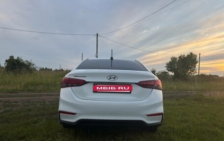 Hyundai Solaris II рестайлинг, 2019 год, 1 450 000 рублей, 4 фотография