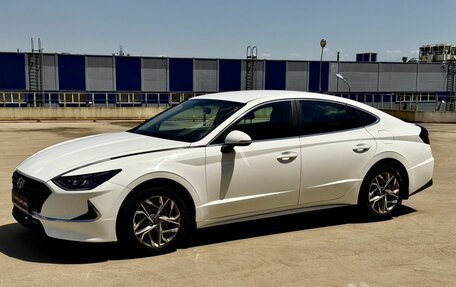 Hyundai Sonata VIII, 2021 год, 1 630 000 рублей, 2 фотография