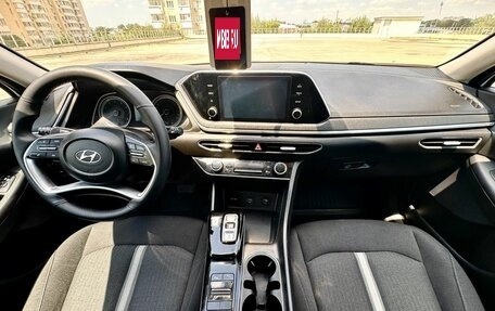 Hyundai Sonata VIII, 2021 год, 1 630 000 рублей, 6 фотография