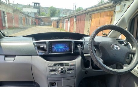 Toyota Voxy II, 2006 год, 1 000 000 рублей, 4 фотография