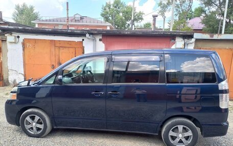 Toyota Voxy II, 2006 год, 1 000 000 рублей, 9 фотография