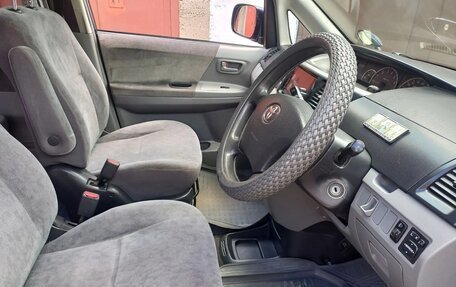 Toyota Voxy II, 2006 год, 1 000 000 рублей, 7 фотография