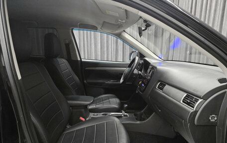 Mitsubishi Outlander III рестайлинг 3, 2013 год, 1 149 000 рублей, 10 фотография