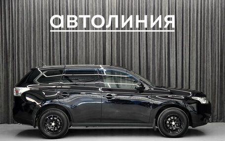 Mitsubishi Outlander III рестайлинг 3, 2013 год, 1 149 000 рублей, 5 фотография