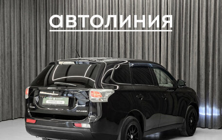 Mitsubishi Outlander III рестайлинг 3, 2013 год, 1 149 000 рублей, 9 фотография