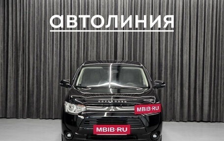Mitsubishi Outlander III рестайлинг 3, 2013 год, 1 149 000 рублей, 2 фотография
