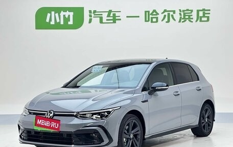 Volkswagen Golf VIII, 2023 год, 2 442 807 рублей, 1 фотография