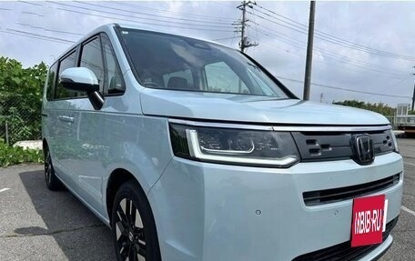 Honda Stepwgn, 2022 год, 2 020 300 рублей, 3 фотография