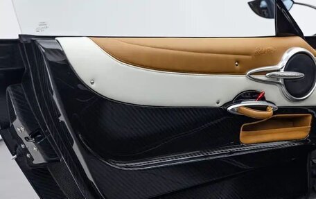 Pagani Huayra, 2025 год, 940 000 000 рублей, 10 фотография