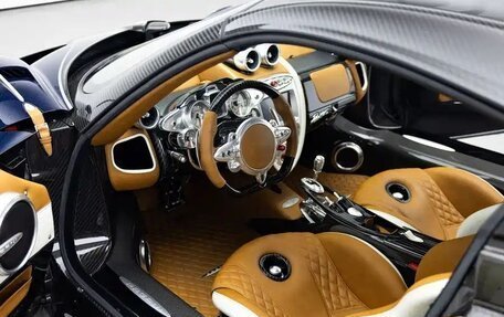Pagani Huayra, 2025 год, 940 000 000 рублей, 15 фотография