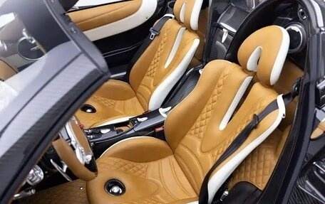 Pagani Huayra, 2025 год, 940 000 000 рублей, 18 фотография