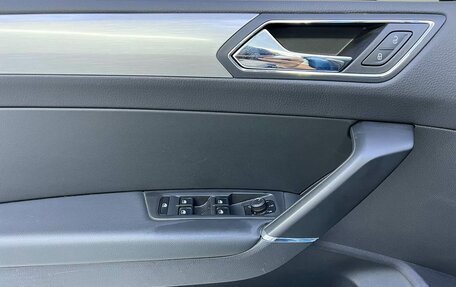 Volkswagen Touran III, 2021 год, 2 607 447 рублей, 4 фотография