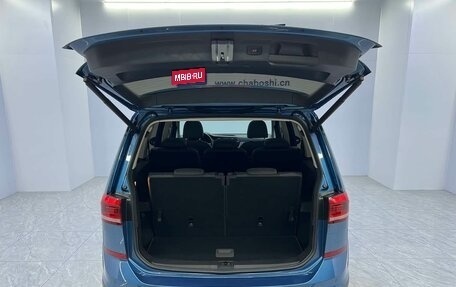 Volkswagen Touran III, 2021 год, 2 607 447 рублей, 18 фотография