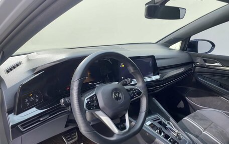 Volkswagen Golf VIII, 2023 год, 2 442 807 рублей, 8 фотография