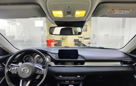 Mazda 6, 2018 год, 2 090 000 рублей, 17 фотография