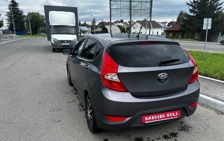 Hyundai Solaris II рестайлинг, 2014 год, 850 000 рублей, 5 фотография