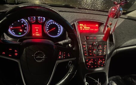 Opel Astra J, 2014 год, 620 000 рублей, 6 фотография